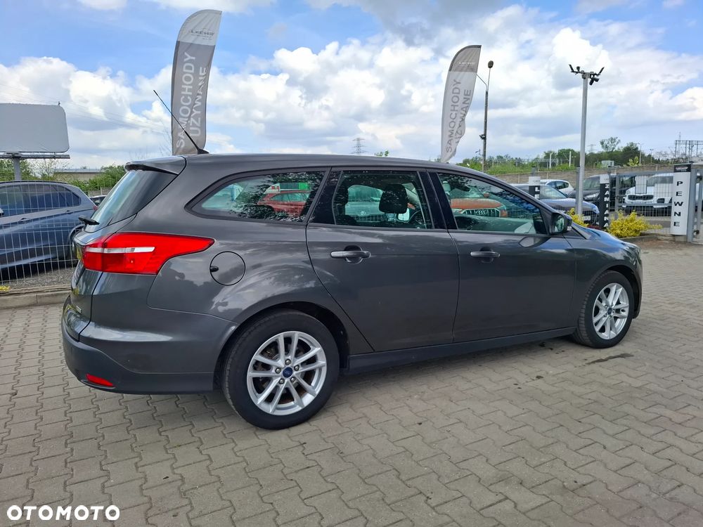 Ford Focus - 30