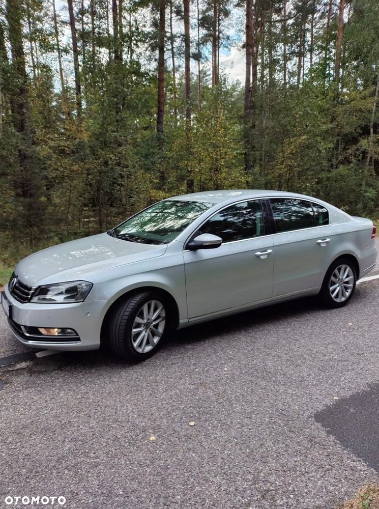Volkswagen Passat 2.0 TDI DSG BlueMotion Technology Comfortline - 15