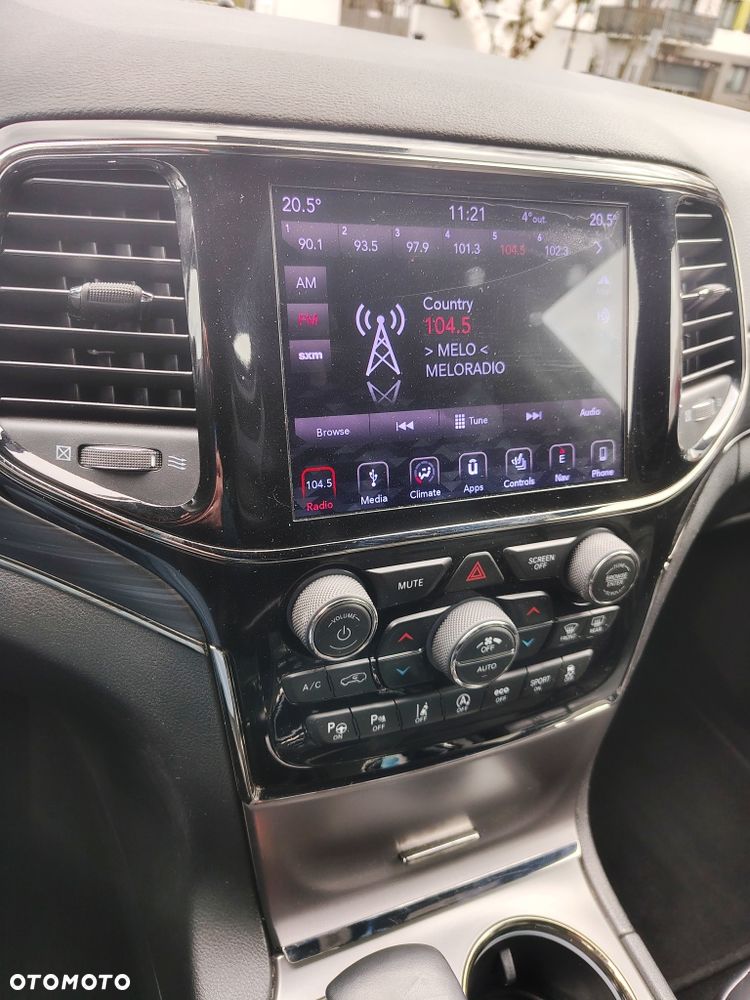 Jeep Grand Cherokee - 14