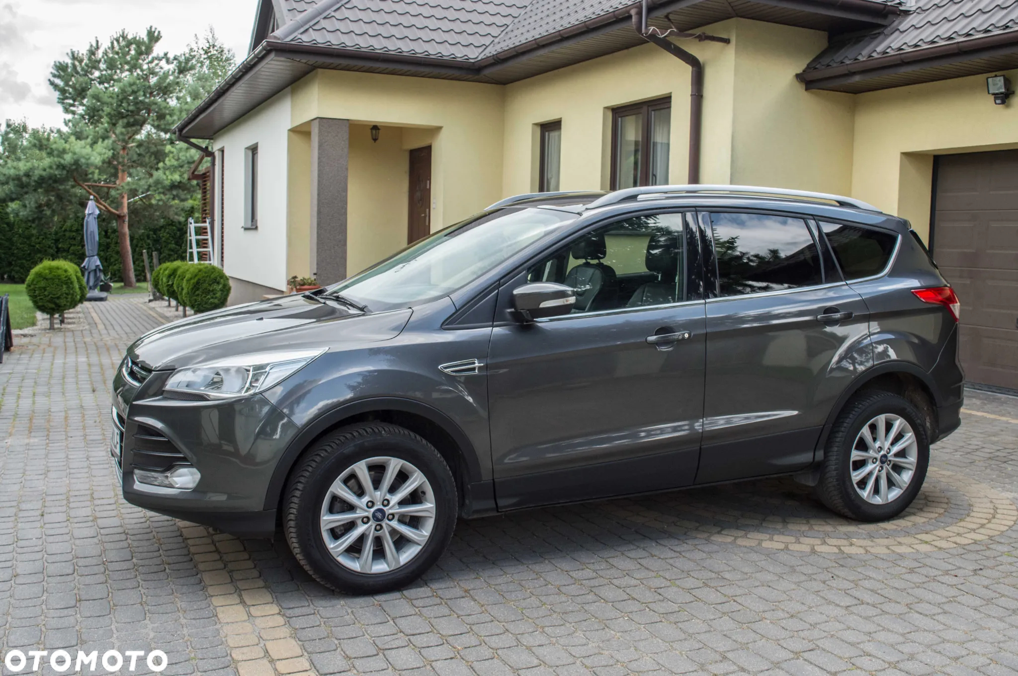 Ford Kuga 2.0 TDCi 4x4 Titanium - 4