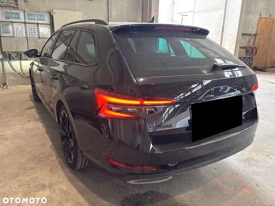 Skoda Superb 2.0 TDI 4x4 DSG Sportline - 4