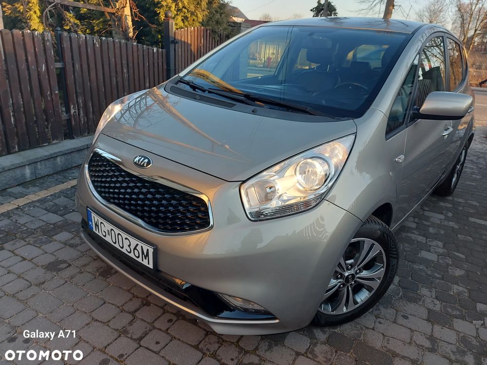 Kia Venga - 8