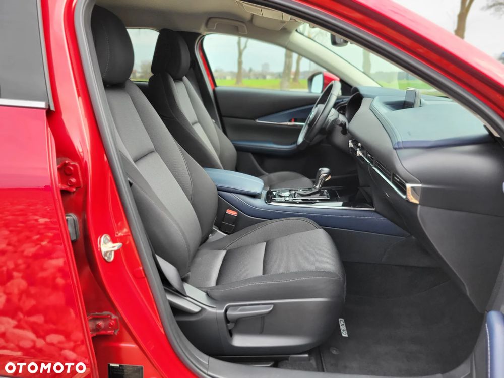 Mazda CX-30 2.0 mHEV Hikari 2WD - 19