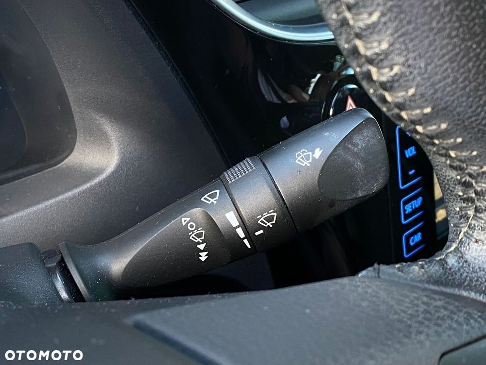 Toyota Corolla - 30