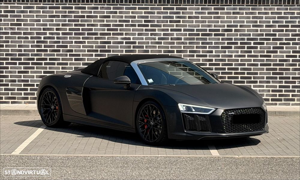 Audi R8 Spyder - 2