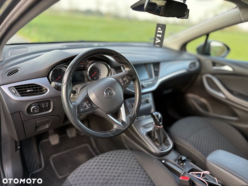 Opel Astra 1.6 CDTI Dynamic - 11