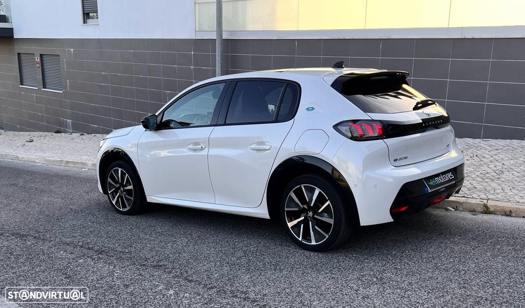 Peugeot e-208 50 kWh GT Pack - 5