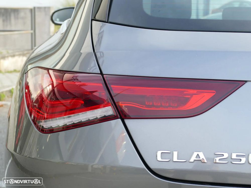 Mercedes-Benz CLA 250 e Shooting Brake Progressive - 9