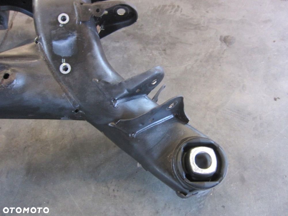 BMW X3 F25 X4 F26 BELKA ZAWIESZENIA TYLNEGO SANKI TYŁ 33316857983 6857983 - 4