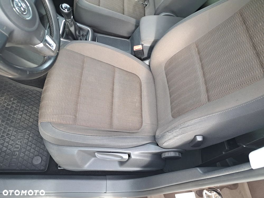 Volkswagen Tiguan 2.0 TDI DPF BlueMotion Technology Exclusive - 17