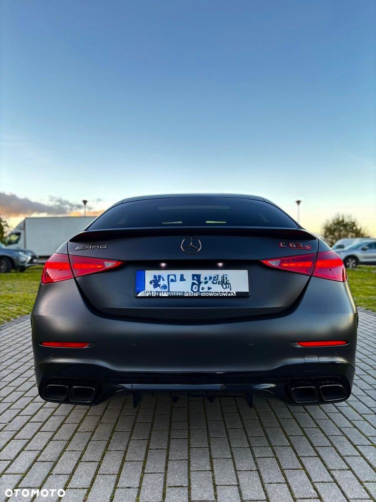 Mercedes-Benz Klasa C AMG 63 S E Performance PHEV 4-Matic - 4