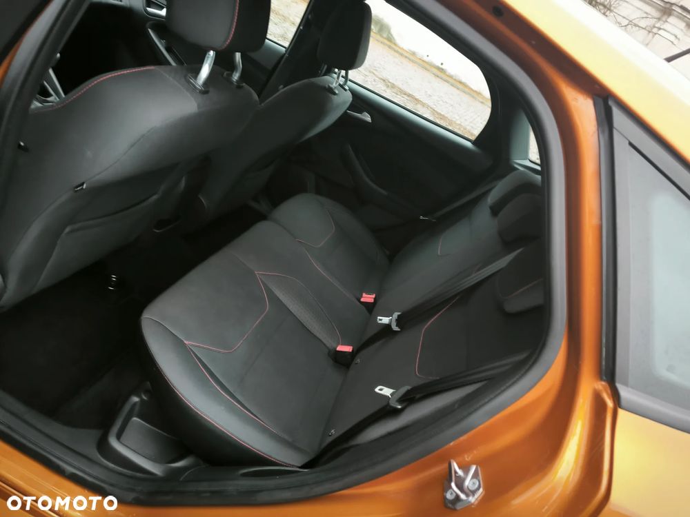 Ford Focus 1.5 TDCi ST-Line - 24