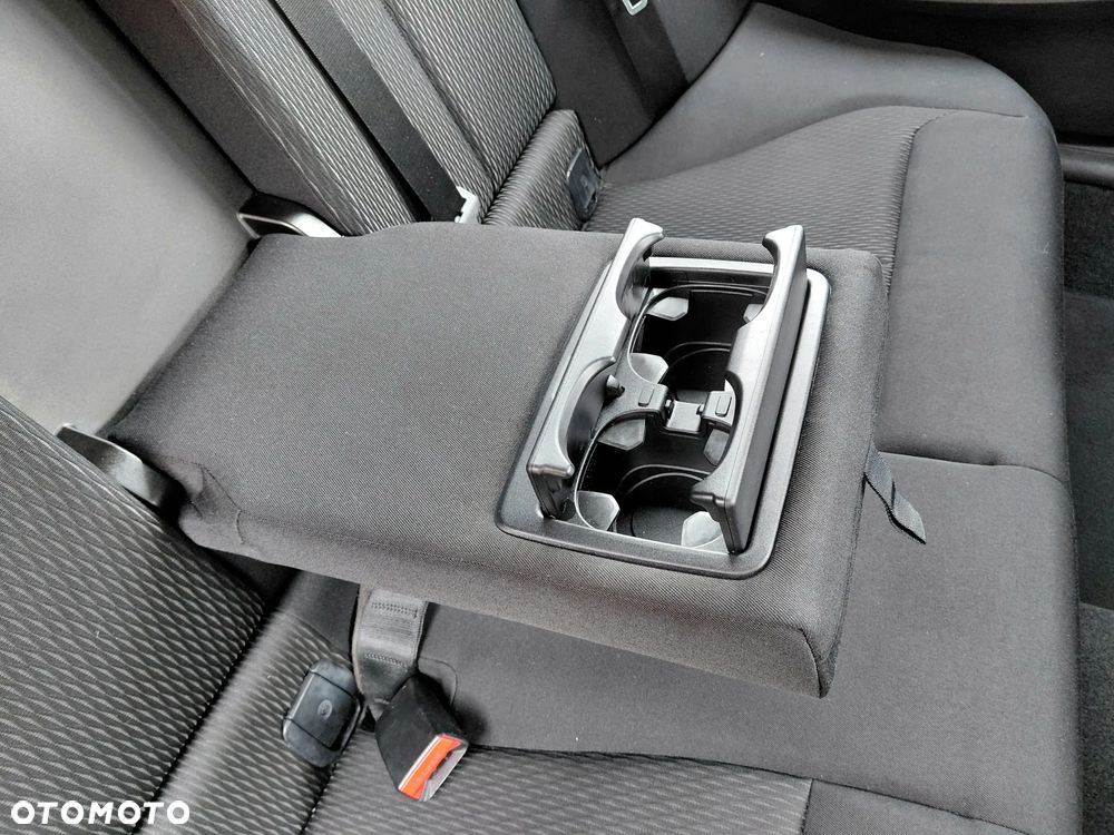BMW Seria 1 120d Sport-Aut Sport Line - 13