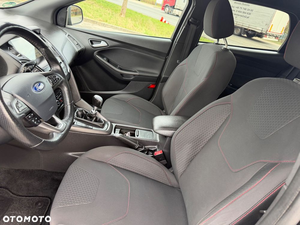 Ford Focus 1.0 EcoBoost ST-Line ASS - 12
