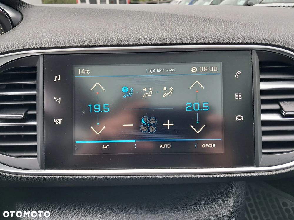 Peugeot 308 1.2 PureTech GPF Allure Pack S&S - 17
