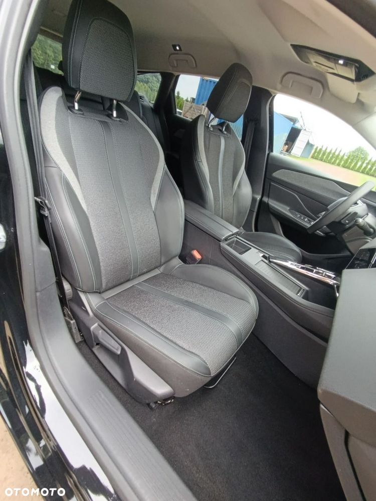 Peugeot 308 - 33