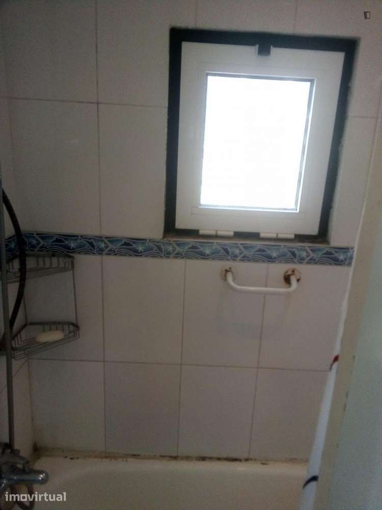 Quarto - localizado em Campo de Ourique Lisbon - Grande imagem: 5/10