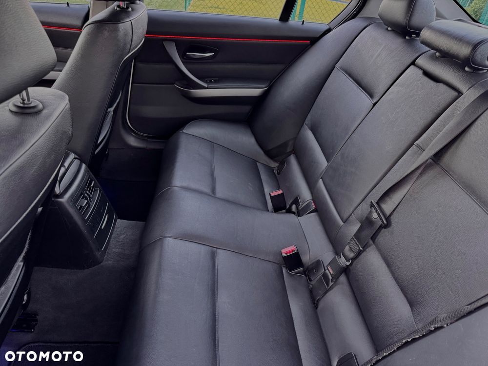 BMW Seria 3 - 20