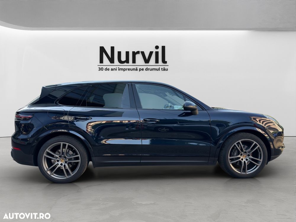 Porsche Cayenne Tiptronic S - 9