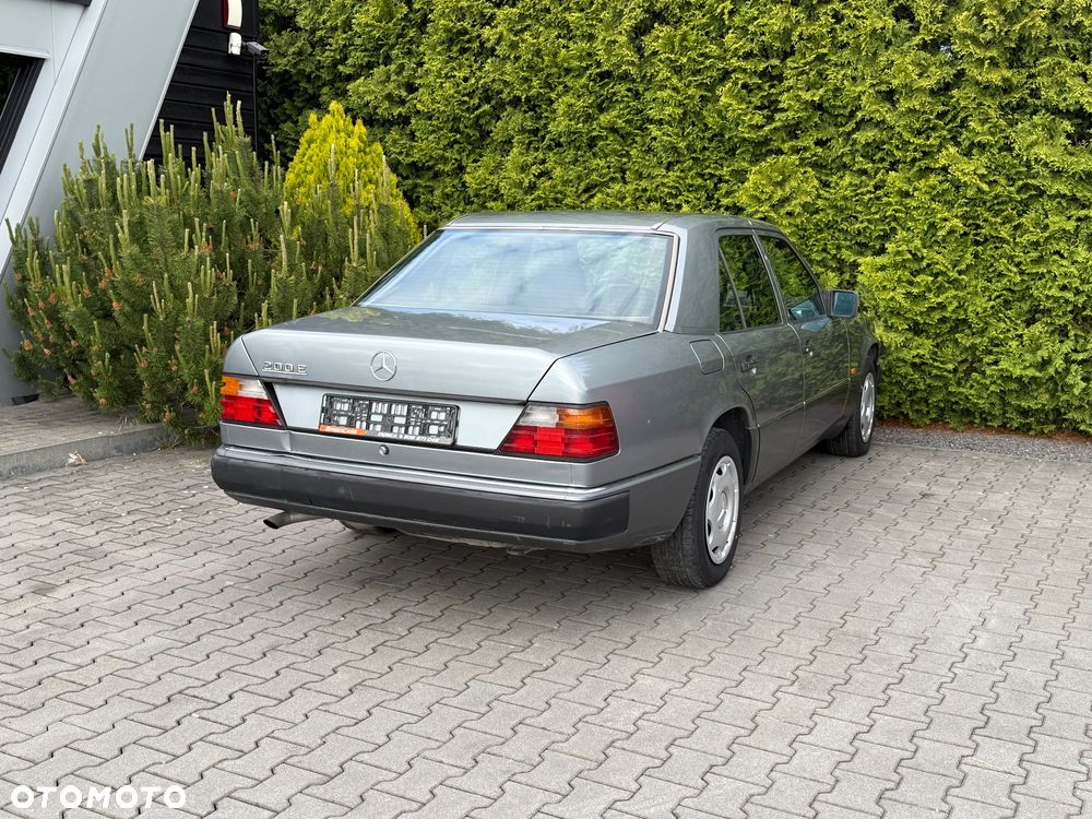 Mercedes-Benz W124 (1984-1993) - 4