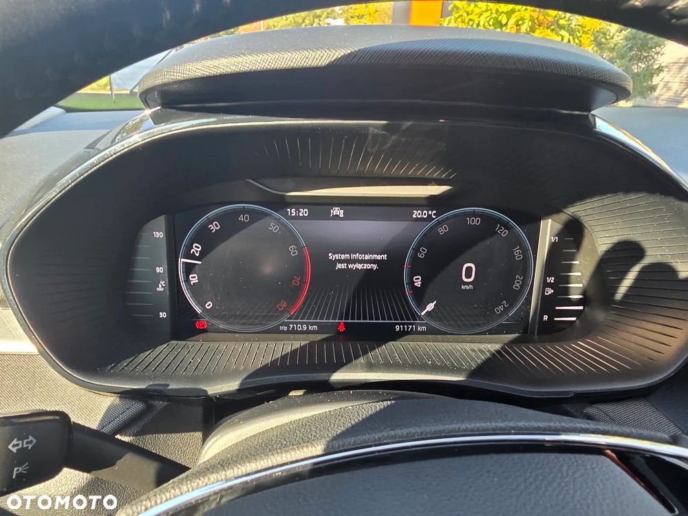 Skoda Fabia 1.0 TSI Tour - 27
