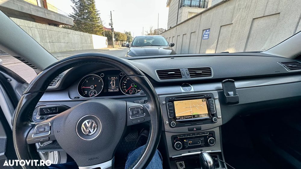 Volkswagen Passat 2.0 TDI Highline DPF DSG - 11