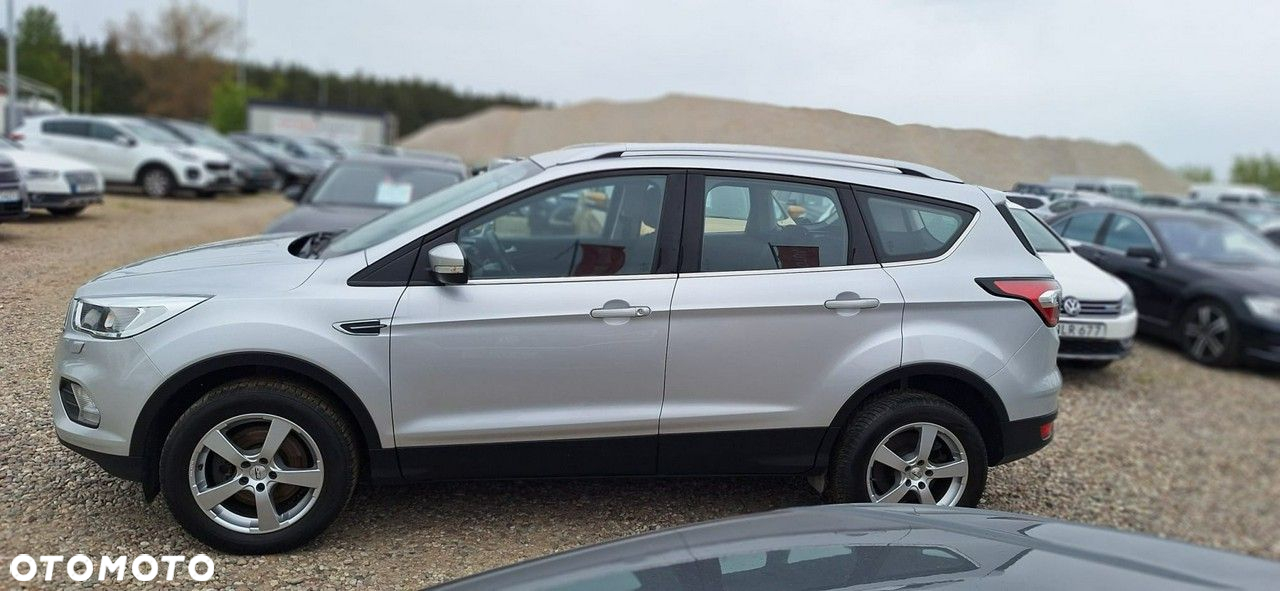 Ford Kuga - 4