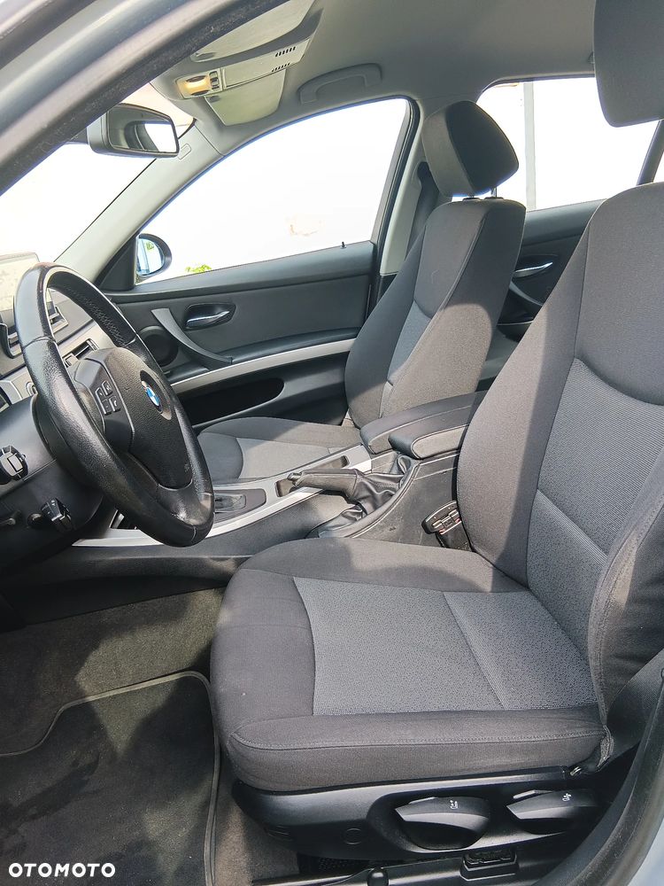 BMW Seria 3 - 15