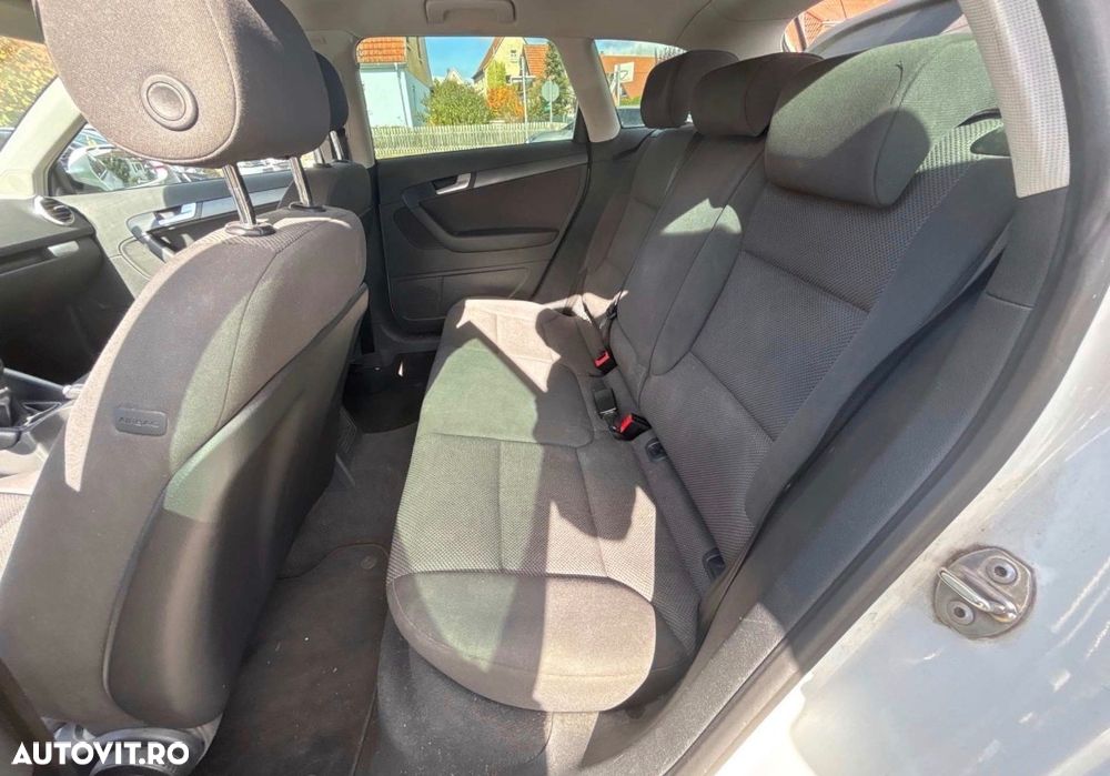 Audi A3 1.2 TFSI Sportback Attraction - 16