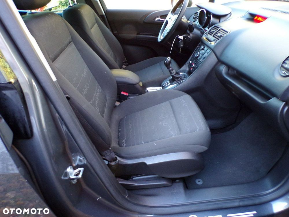 Opel Meriva - 31
