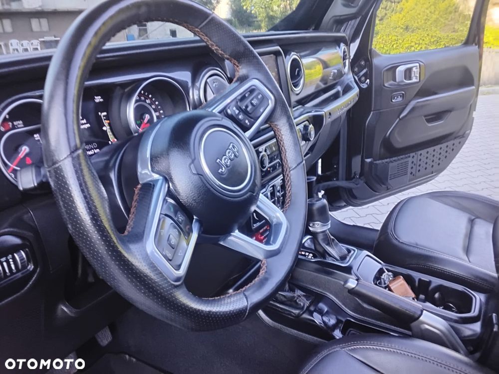 Jeep Wrangler - 16