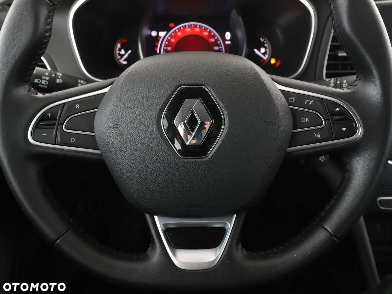 Renault Megane ENERGY TCe 130 EDC BUSINESS - 21