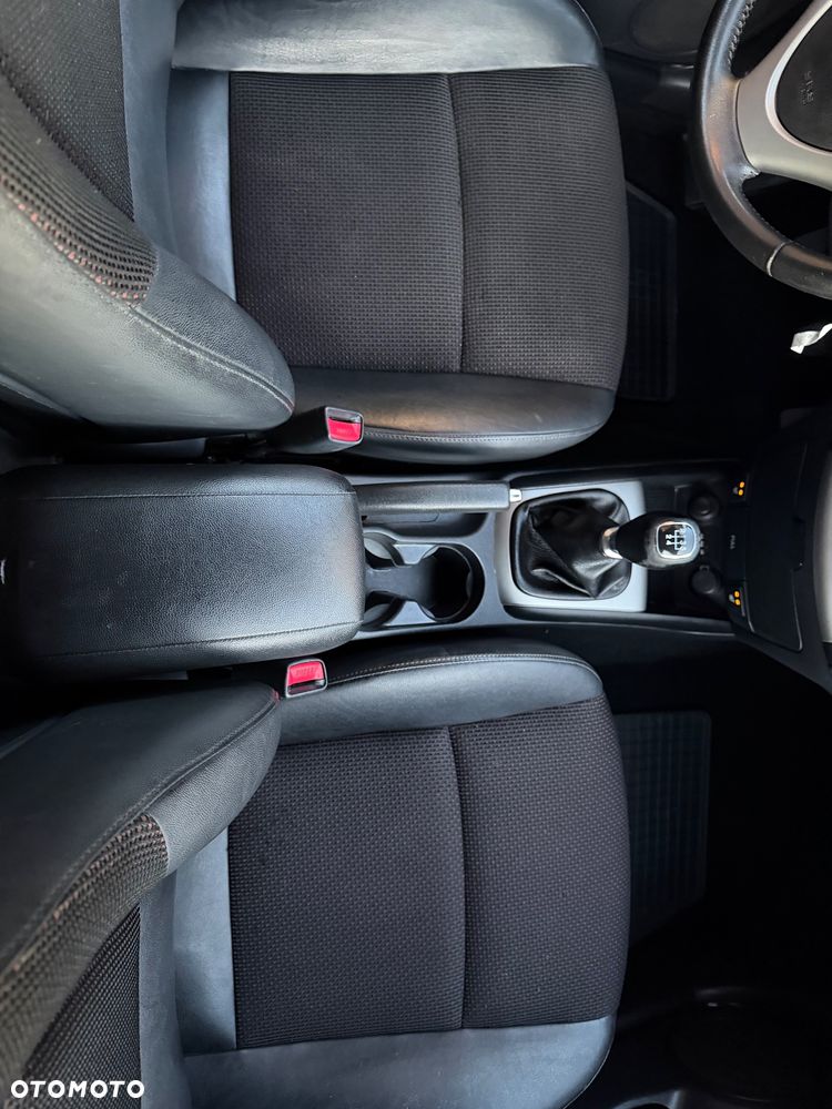 Hyundai i30 i30cw 1.4 Edition 20 - 17