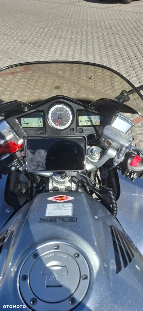 Honda VFR - 17