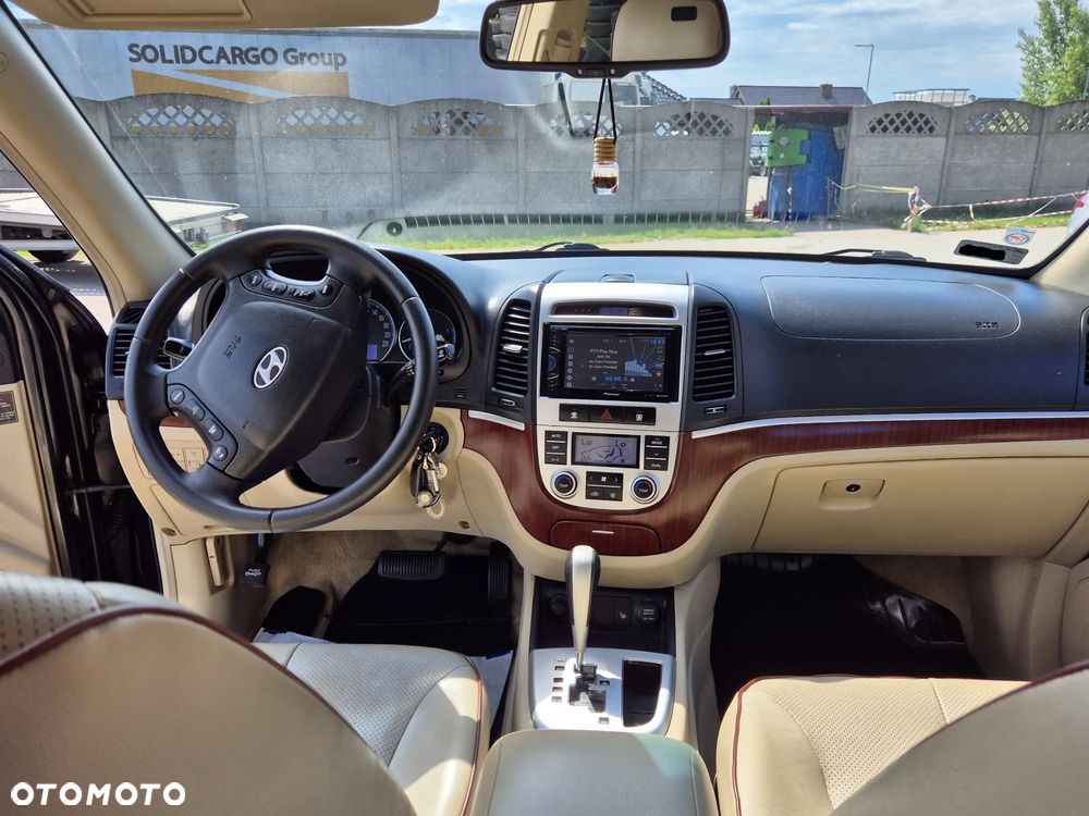 Hyundai Santa Fe - 19