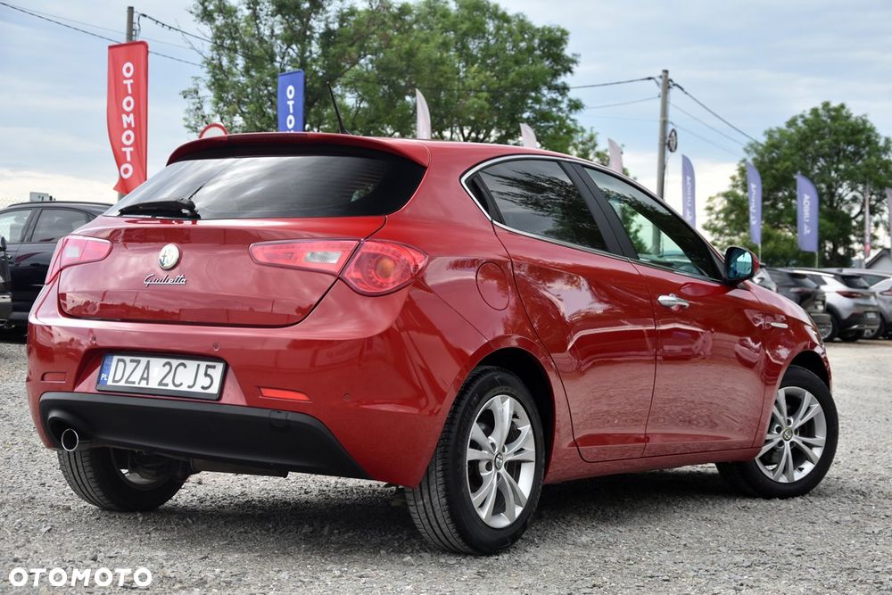 Alfa Romeo Giulietta 1.6 JTDM 16V - 9