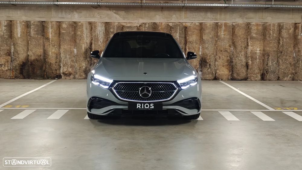 Mercedes-Benz E 300 Standard - 33