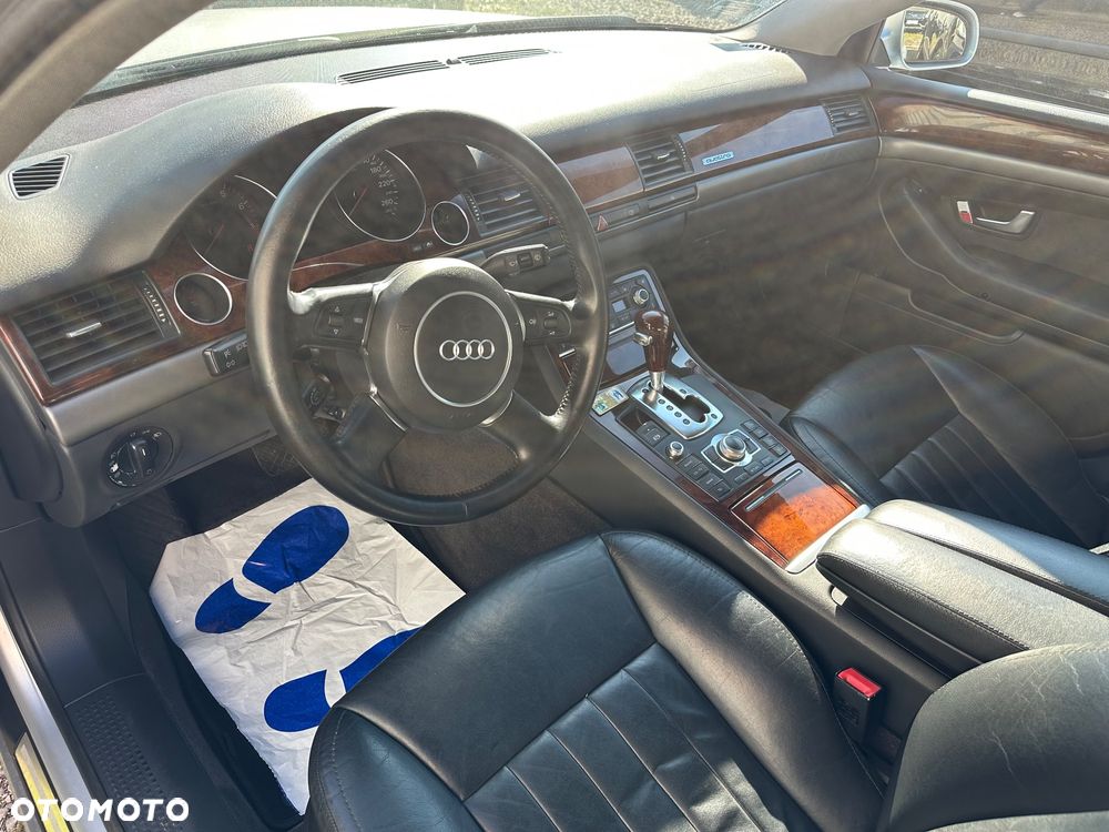 Audi A8 3.7 Quattro - 21