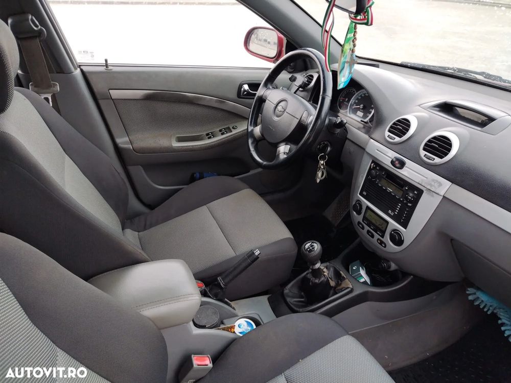 Chevrolet Lacetti 1.8 CDX - 17