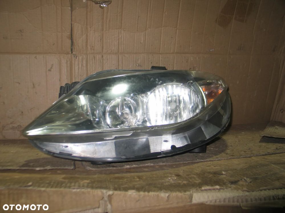lampa przod seat ibiza 4 IV 08-12r. 6J1941005D europa - 2