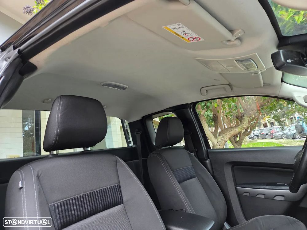 Ford Ranger 2,0 l EcoBlue Cabine Dupla Auto XLT - 24