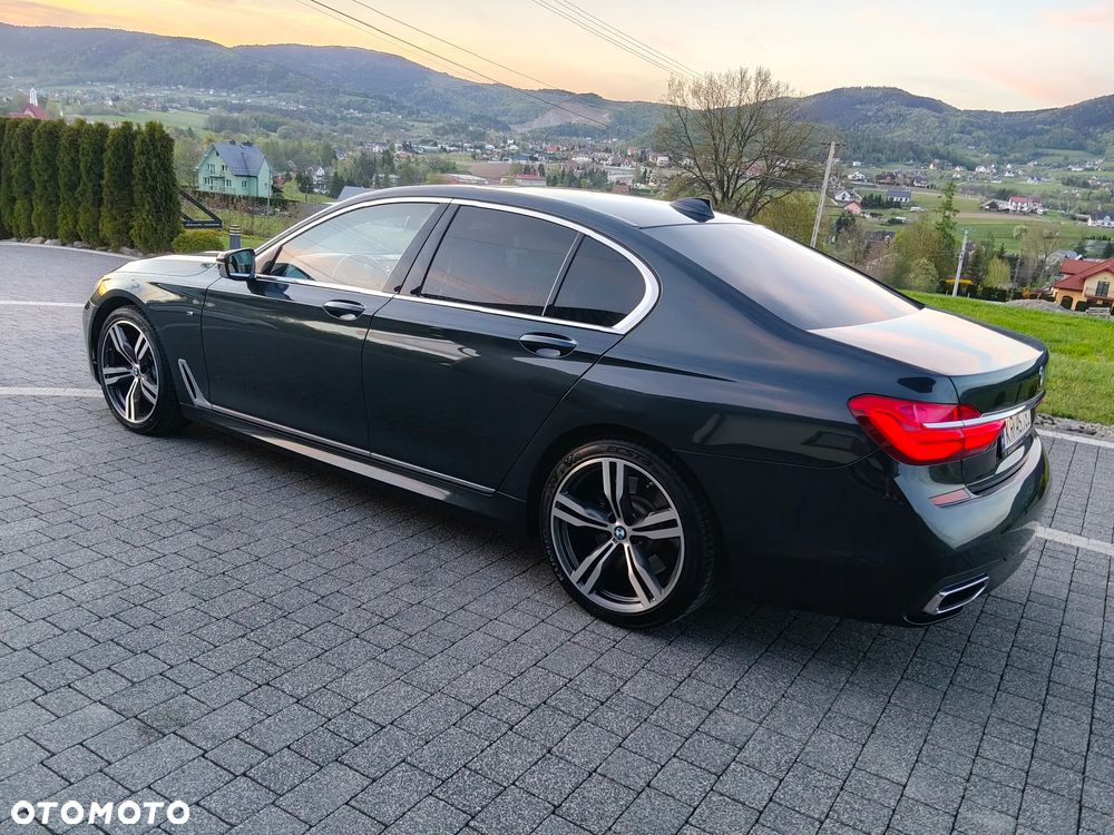 BMW Seria 7 740d xDrive - 12