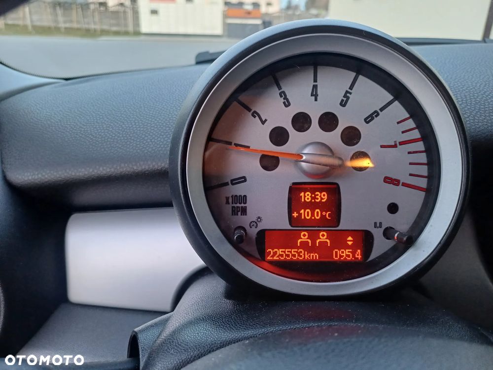 MINI ONE Standard - 29