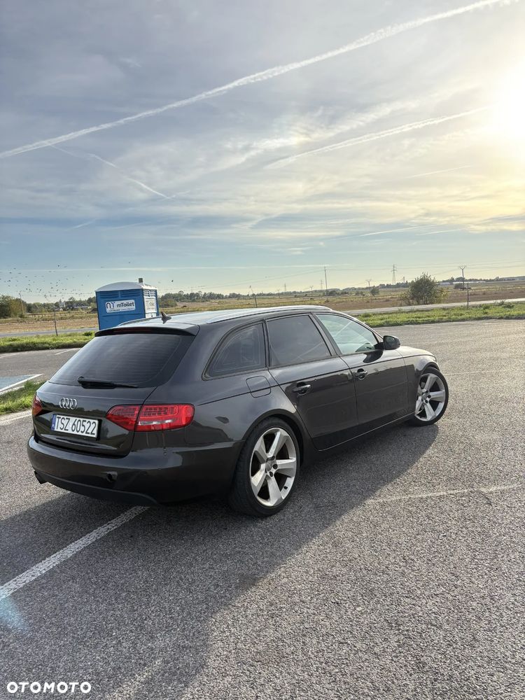 Audi A4 Avant - 5
