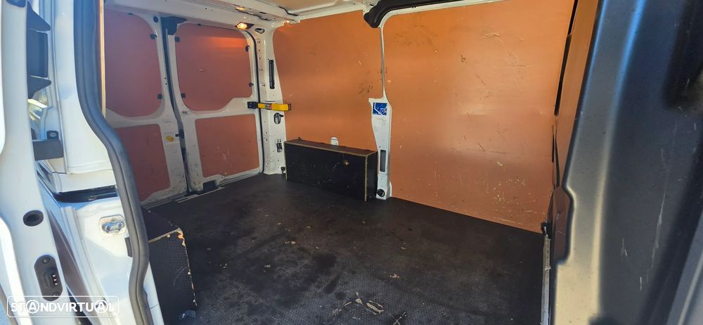 Ford Transit Custom L1H1 2.0 IVA DEDUTIVEL - 16
