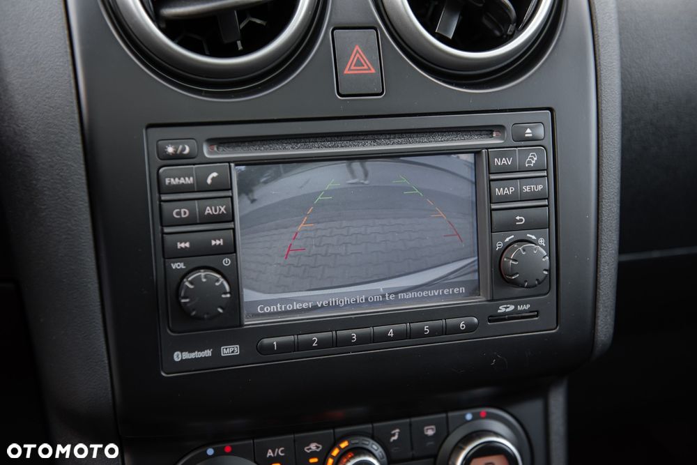 Nissan Qashqai+2 - 22