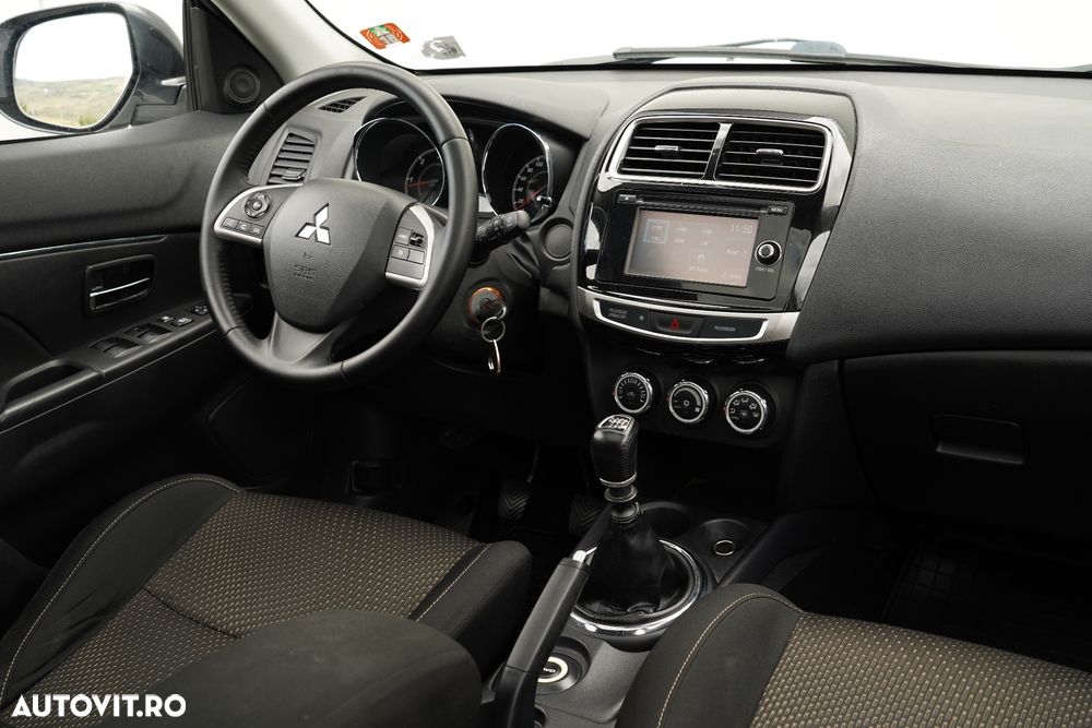 Mitsubishi ASX 1.8 DI-D 4WD Intense - 20