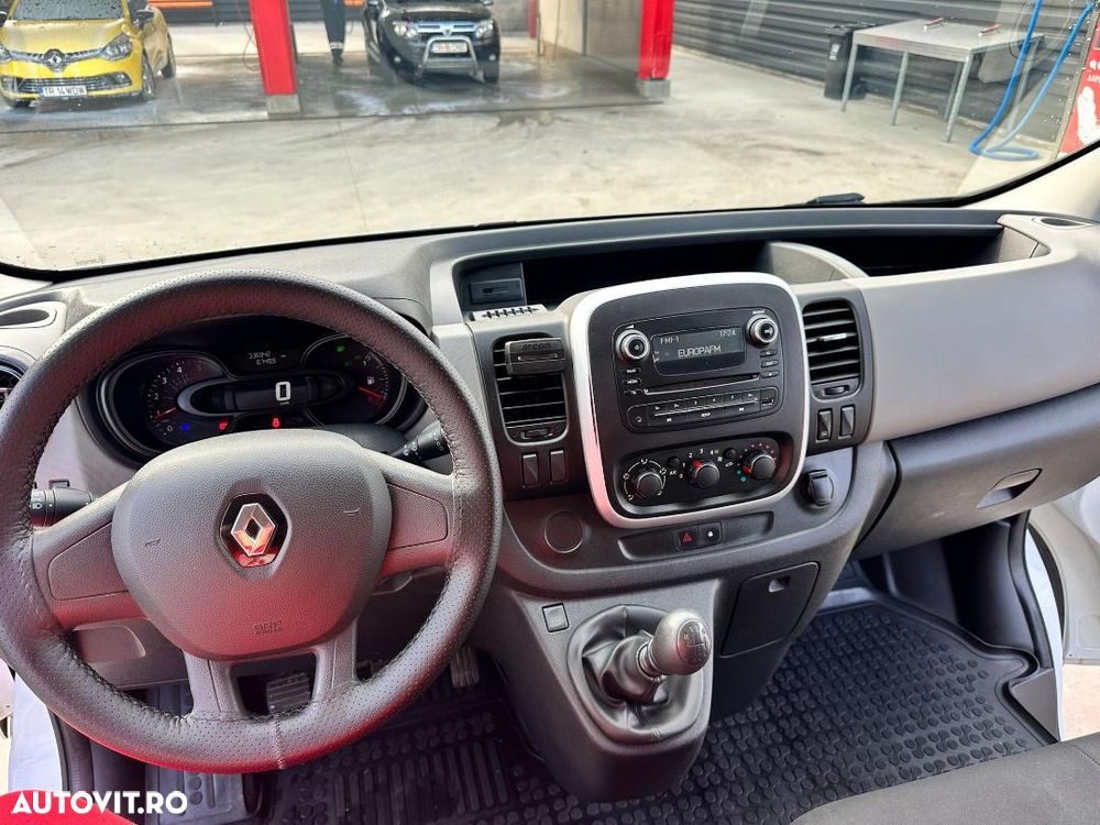 Renault Trafic - 9