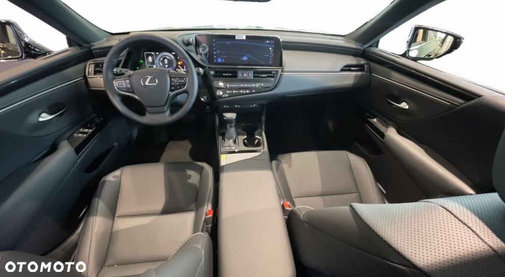 Lexus ES 300h Business Edition - 10