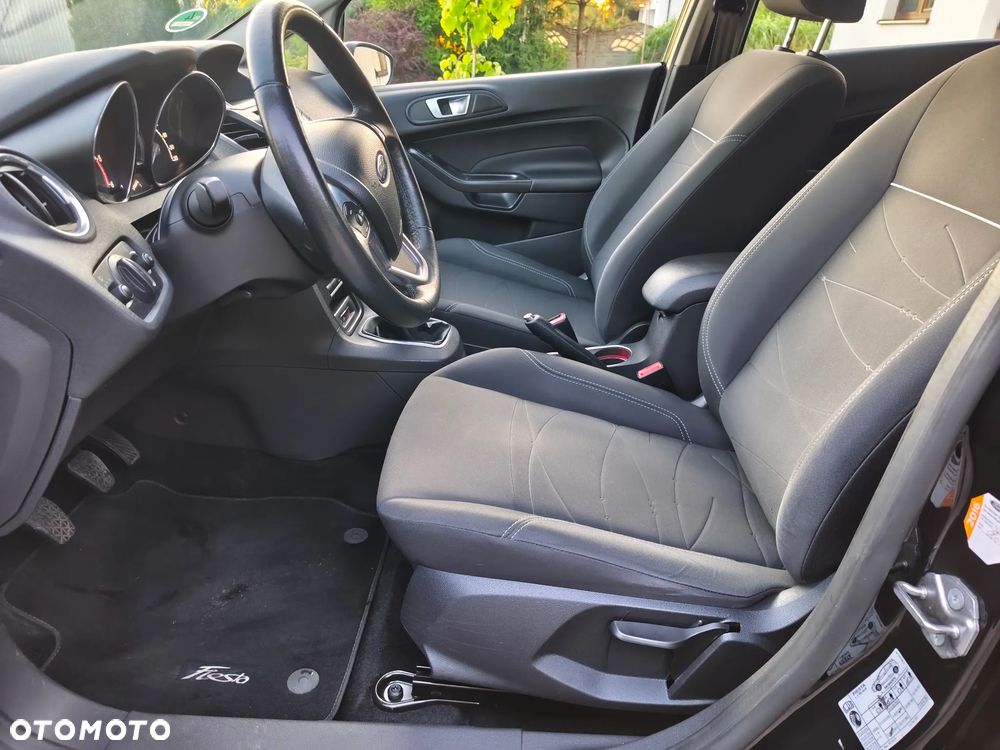 Ford Fiesta - 11